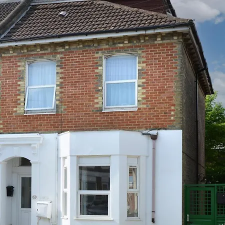 Spacious Flat In City Centre With Garden Southampton Exterior photo